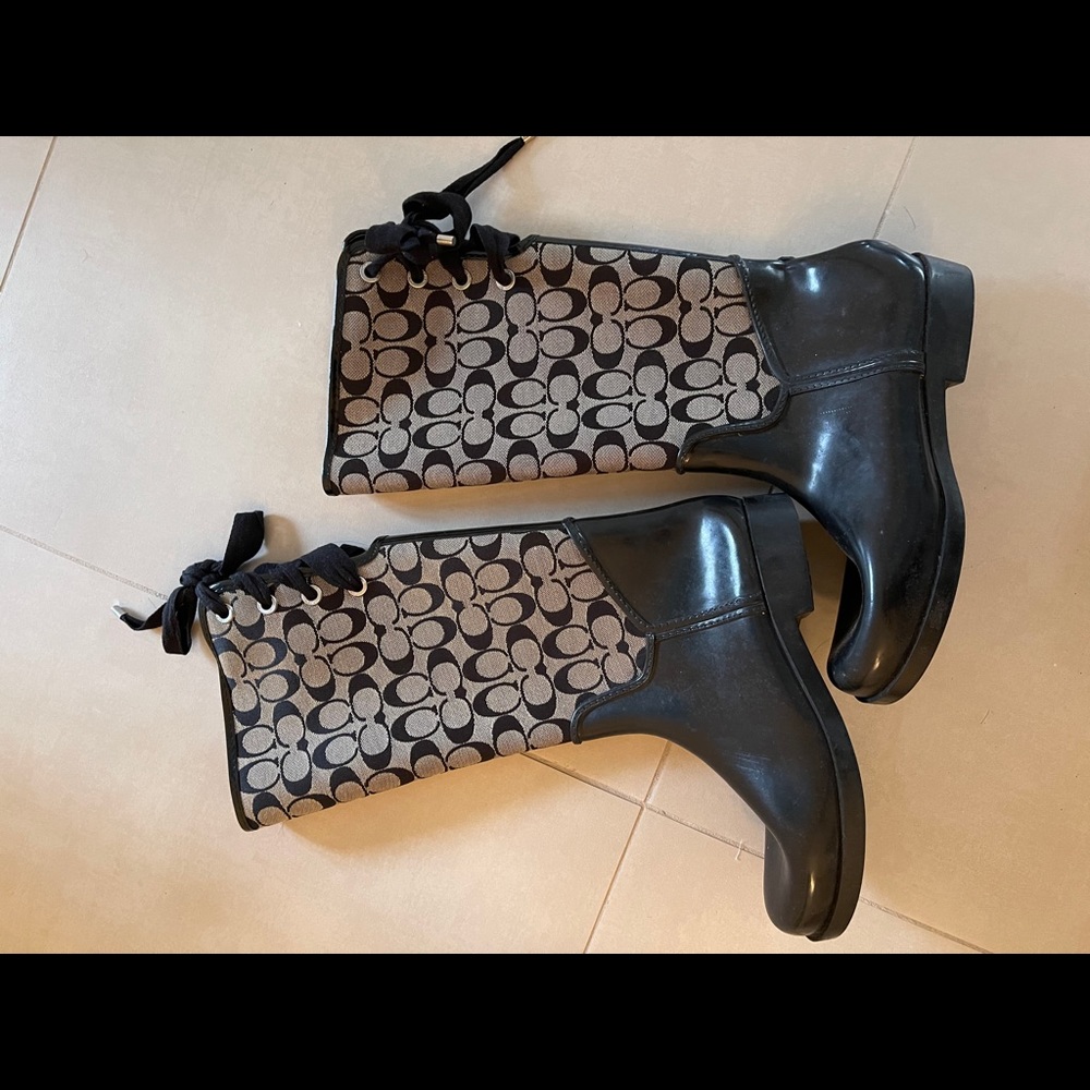 Great Condition Coach Rain Boots with bow detail